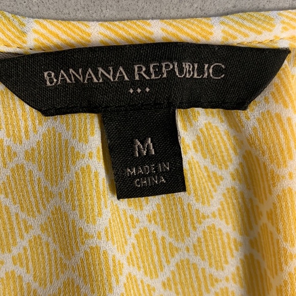 Banana Republic V-neck Tassel Tie Yellow White Blouse Size Medium - Picture 10 of 11